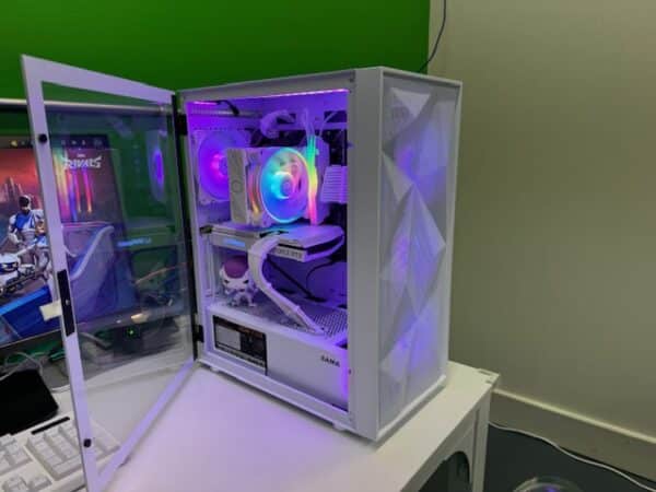 Custom Frieza Gamming PC